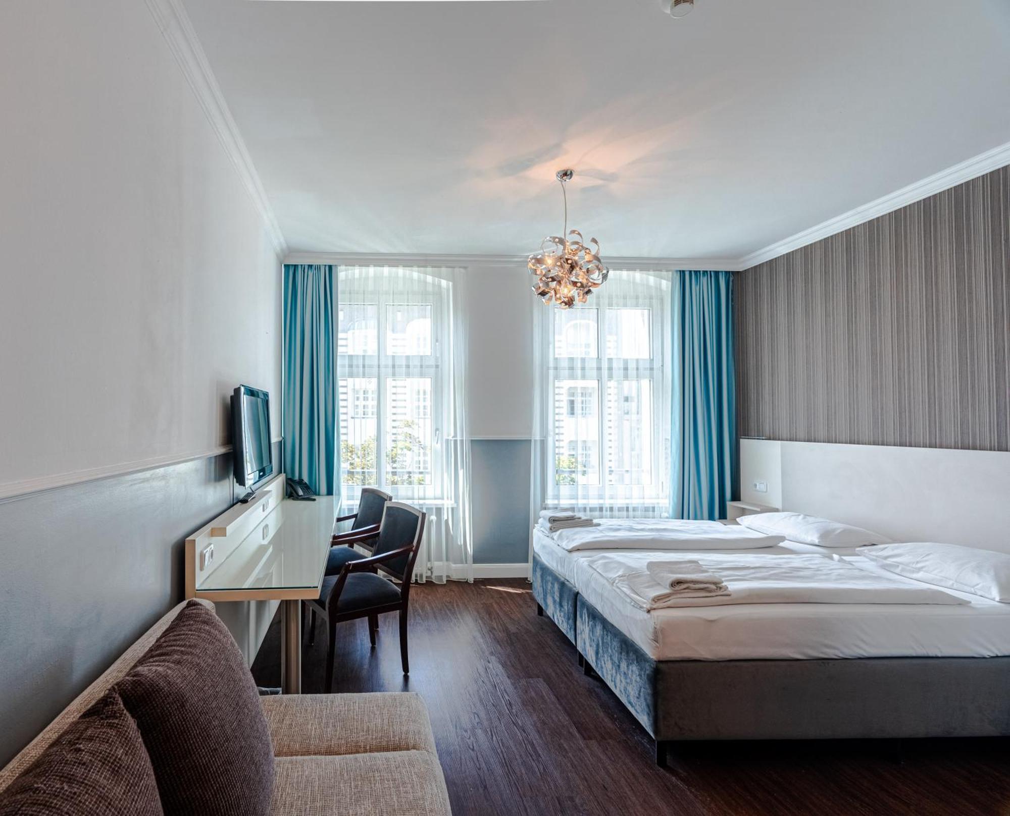 Comfort Triple Room