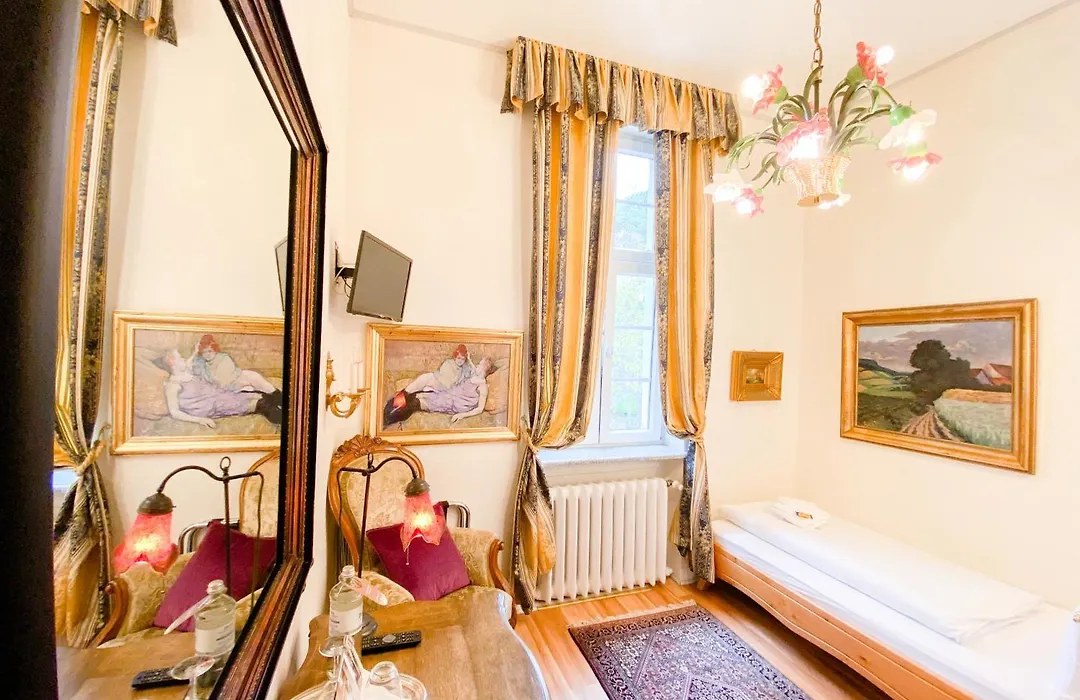 Hotel Rotdorn-1