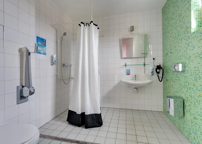 Hôtel pour familles: Meininger Hotel Berlin Alexanderplatz